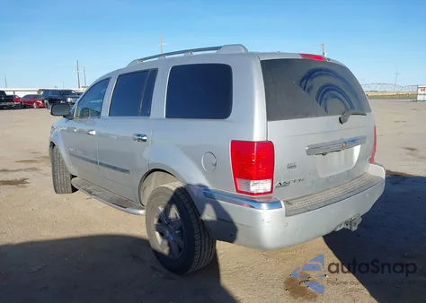 2008 Chrysler Aspen Limited из США, поврежденный, VIN 1A8HW58258F117692